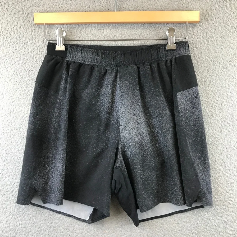 Lululemon Mens M Athletic Shorts Black Speckle Print Liner Waistband‎ Pockets